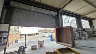 Mini Unit TO LET in Apex