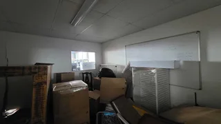 Secure Unit TO LET in Apex, Benoni