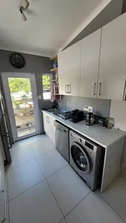 Modern 2-Bedroom And 1-Bathroom House With Spacious Garden