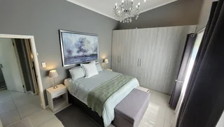 Modern 2-Bedroom And 1-Bathroom House With Spacious Garden