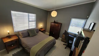 Modern 2-Bedroom And 1-Bathroom House With Spacious Garden