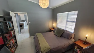 Modern 2-Bedroom And 1-Bathroom House With Spacious Garden