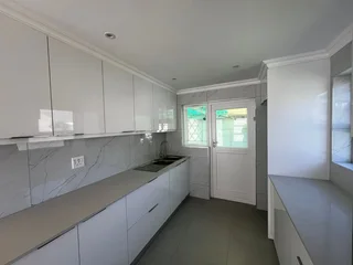 Modern 3-Bedroom And 2-Bathroom House Ideal For Families