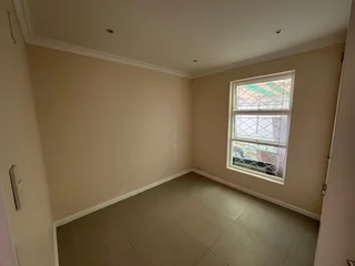 Modern 3-Bedroom And 2-Bathroom House Ideal For Families