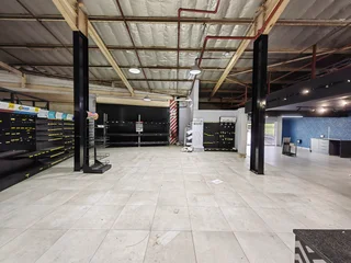 1630sqm Warehouse To Let in Westmead Pinetown | Swindon Property