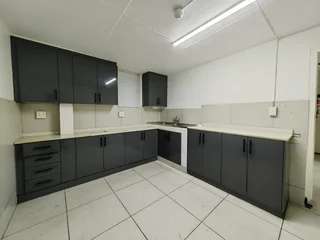 1630sqm Warehouse To Let in Westmead Pinetown | Swindon Property