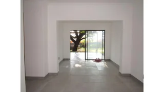 Secure 3-Bedroom And 2-Bathroom House In Frederick Drive Mainhouse