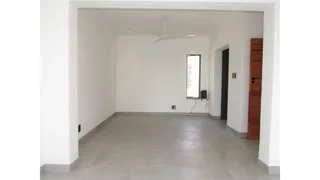 Secure 3-Bedroom And 2-Bathroom House In Frederick Drive Mainhouse