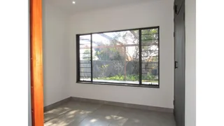 Secure 3-Bedroom And 2-Bathroom House In Frederick Drive Mainhouse