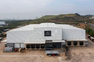 STATE OF THE ART WAREHOUSE IN CORNUBIA