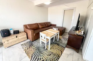 Newly Renovated Secure Cottage in the heart of La Lucia