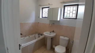 TO LET 3-Bed Apartment – Walking Distance to Thompson’s Bay BALLITO