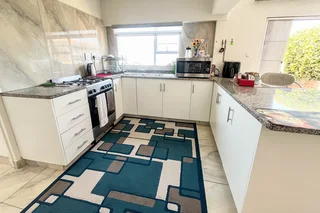 Newly Renovated Secure Cottage in the heart of La Lucia