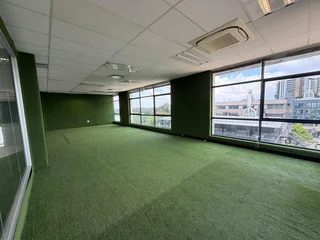 Prime Office Space to Let - Vdara Office Park, Sandhurst, Sandton