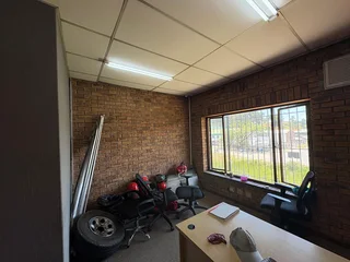 190m² Office To Let in Plankenbrug, Stellenbosch