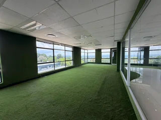 Prime Office Space to Let - Vdara Office Park, Sandhurst, Sandton