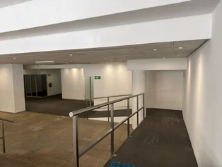 230.3m² Retail Space in Cape Town CBD Well Exposed