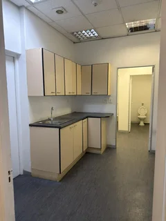 230.3m² Retail Space in Cape Town CBD Well Exposed