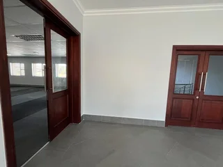 Spacious First Floor A-Grade Office To Let in Golf View Office Park