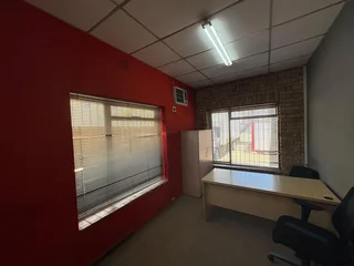 190m² Office To Let in Plankenbrug, Stellenbosch