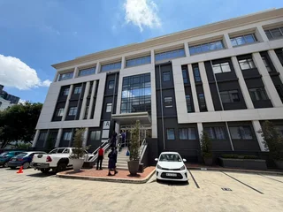 294m² Ground Floor Office Space to Let – Sandown Mews, 88 Stella Street, Sandton Central