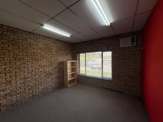 190m² Office To Let in Plankenbrug, Stellenbosch