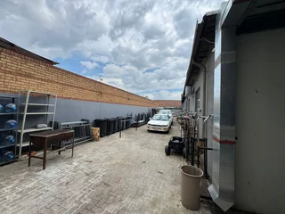 Prime Office &amp; Retail Space to Let - 686 Trichardt Road, Boksburg