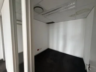 Prime Office Space to Let - Sandton City Office Towers, Sandton