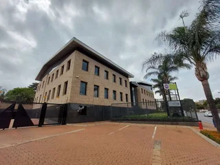 600 sqm Office to Let in Bedfordview