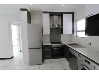 Spacious 1-Bedroom And 1-Bathroom Apartment In Fourways, Sandton