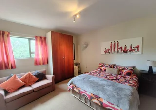 Property for Sale: Stunning 6-Bedroom House in Boschenvaal Eco Estate