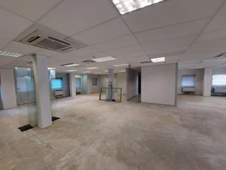 389 sqm Office to Let in Bedfordview