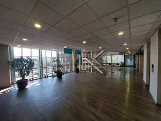236 sqm office to Let in Bedfordview