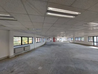 327 sqm Office to Let in Bedfordview
