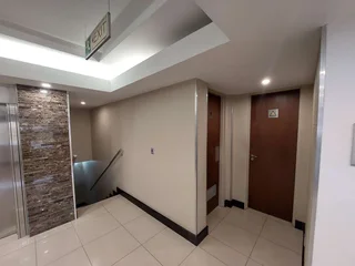 327 sqm Office to Let in Bedfordview