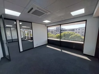 236 sqm office to Let in Bedfordview