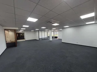 236 sqm office to Let in Bedfordview