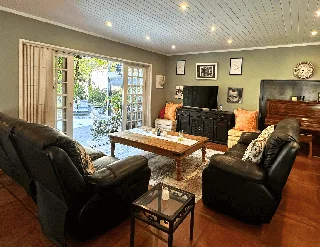 Secure 2-bedroom And 2-bathroom House With  Staff Quarters  In Parkhurst
