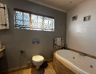 Secure 2-bedroom And 2-bathroom House With  Staff Quarters  In Parkhurst