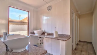 Immaculate 921m2 AAA-Grade Offices FOR SALE in Morningside | Swindon Property