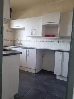 Central Benoni Gem: 2 Bedroom Apartment for Sale