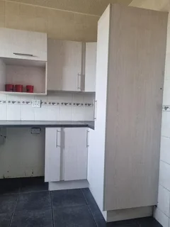 Central Benoni Gem: 2 Bedroom Apartment for Sale