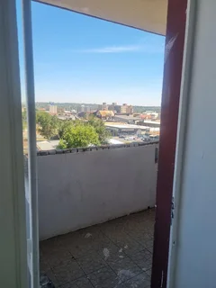 Central Benoni Gem: 2 Bedroom Apartment for Sale