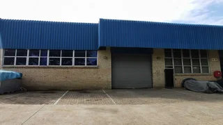 198sqm Mini-Factory FOR SALE in secure complex in Glen Anil | Swindon Property