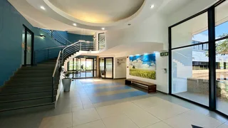 200m² Office To Let in La Lucia Ridge