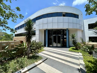 200m² Office To Let in La Lucia Ridge
