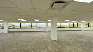 200m² Office To Let in La Lucia Ridge