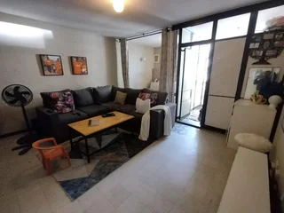 1 bedroom Apartment with Versatile Layout