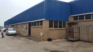 198sqm Mini-Factory FOR SALE in secure complex in Glen Anil | Swindon Property