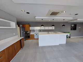 1893 sqm Office to Let in Bedfordview